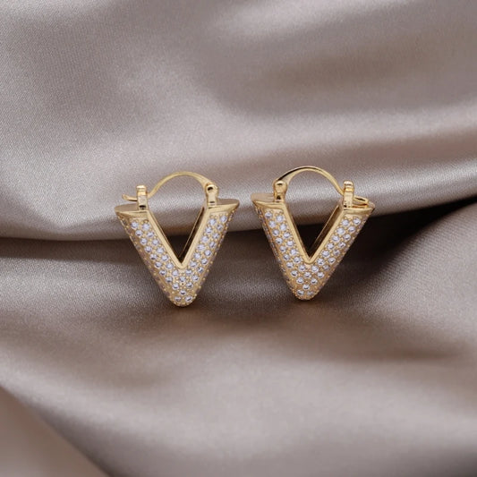 14K Gold Plated Luxury Zircon Letter V